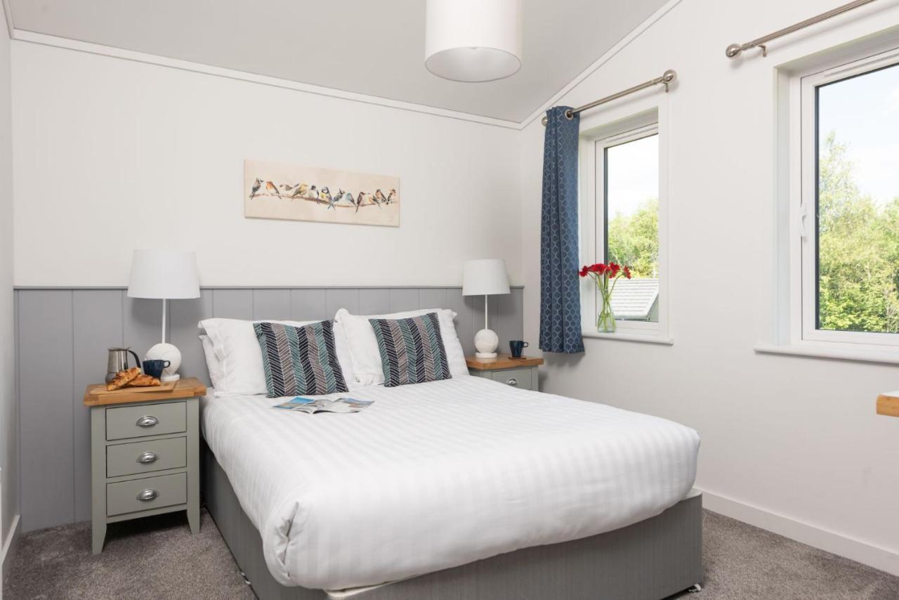 Buttercup Lodge, 33 Roadford Lake Lodges Lifton Экстерьер фото