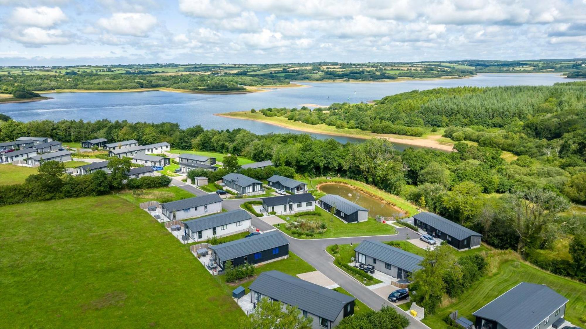 Buttercup Lodge, 33 Roadford Lake Lodges Lifton Экстерьер фото